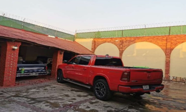 CASA EN VENTA EN IZTAPALAPA, CDMX – Ideal para familias grandes que buscan comodidad y espacio, Recuperación Bancaria