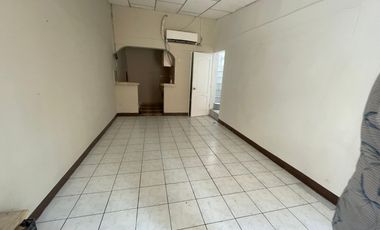 SAUCES 9 VENDO PRECIOSA CASA DOS PLANTAS, RENTERA, DOS DEPARTAMENTOS, EXCELENTE UBICACION POR MERCADO SAUCES 9. OPORTUNIDAD