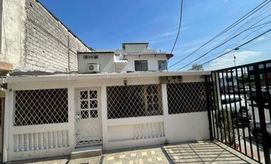 SAUCES 9 VENDO PRECIOSA CASA DOS PLANTAS, RENTERA, DOS DEPARTAMENTOS, EXCELENTE UBICACION POR MERCADO SAUCES 9. OPORTUNIDAD