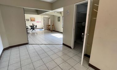 SAUCES 9 VENDO PRECIOSA CASA DOS PLANTAS, RENTERA, DOS DEPARTAMENTOS, EXCELENTE UBICACION POR MERCADO SAUCES 9. OPORTUNIDAD