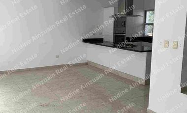 SE VENDE CASA EN RESIDENCIAL ARBOLADA BY CUMBRES CANCÚN. 3 RECÁMARAS, AMEBIDADES, SEGURIDAD 24 HORAS.