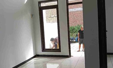 dijual Rumah baru pinggir jalan masuk mobil lok strategis bebas banjir pusat kota lembah cipageran asri cimahi utara