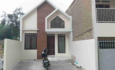 dijual Rumah baru pinggir jalan masuk mobil lok strategis bebas banjir pusat kota lembah cipageran asri cimahi utara