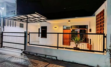 Jual RUMAH CANTIK, Siap Huni dekat Grand Sharon Bandung, BAGUS!