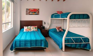 ALQUILO FINCA LA ENRAMADA EN PALESTINA INFORMES AL3007884428 FINCA PRIVADA