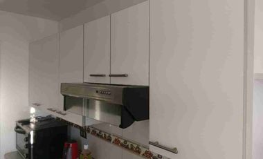 🏠🌟 ¡Increíble oportunidad en Quillota! 🌟 Te presentamos una encantadora casa en esquina ubicada en Villa Manantiales - Sendero Quillota. 🏡