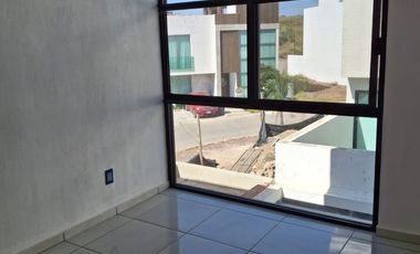 Casa en renta en Senderos de Monteverde – Coto 5, Las Montañas