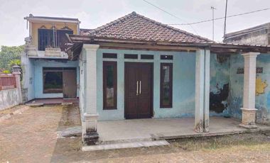 DIJUAL RUMAH 2 LANTAI MLIRIP MOJOKERTO LOKASI STRATEGIS