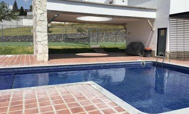 RENTA DE CASA DE UNA PISO EN CORREGIDORA QRO. FRACCIONAMIENTO CON VIGILANCIA Y AMENIDADES