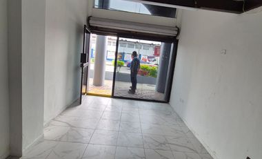 Local Comercial en Alquiler en Vernaza Norte, Avenida Principal, 1 Baño, Norte de Guayaquil.