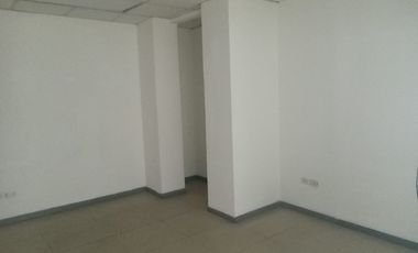 Local Comercial de alquiler en ave Víctor Emilio Estrada, 536 m2, 1 parqueo