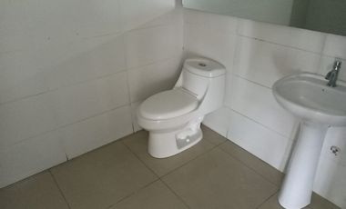 Local Comercial de alquiler en ave Víctor Emilio Estrada, 536 m2, 1 parqueo