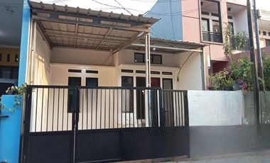 Dijual Rumah 1 Lantai Di Harapan Baru Regency Bekasi Barat