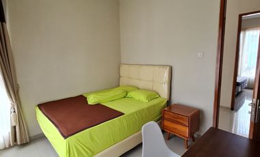 Sewa Villa Cantik Harian (N0N KOLAM) Selangkah Ke among Tani dan deket Alun2 Kota Wisata Batu