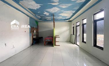 Ruko 2 lantai area kampus UMS Pabelan Kartasura Solo