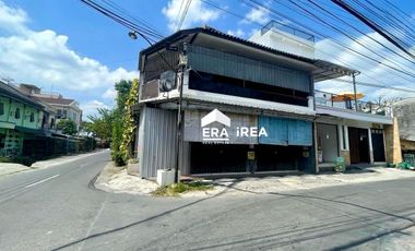 Ruko 2 lantai area kampus UMS Pabelan Kartasura Solo