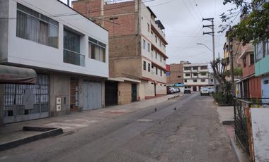 Casa Con Alto Potencial Para Vivienda Y Negocio !!! Sjm