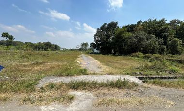 Beli rumah 2 lantai dekat UII Kaliurang dijual cepat dalam cluster