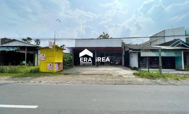 Ruang usaha dijual Simo Boyolali 200 meter dari Pasar Simo