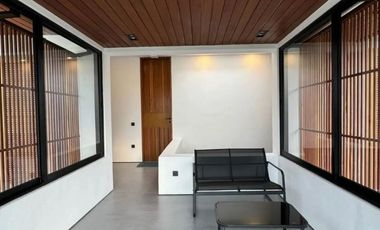 villa baru di Ubud, view sawah, sudah ada ijin SLF,lokasi strategis