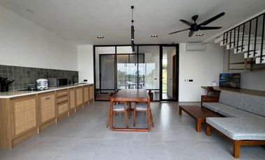 villa baru di Ubud, view sawah, sudah ada ijin SLF,lokasi strategis