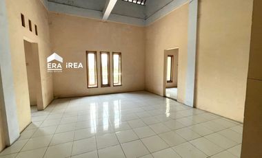 Ruko 2 lantai dijual murah Sawit Boyolali 5 menit ke alun alun Pengging