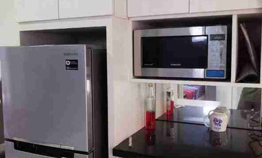 Apartment Springlake Summarecon Bekasi 3 Bedroom Full Furnished Lantai 3 Tower Davalia