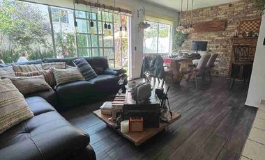 Casa en venta excelentes condiciones