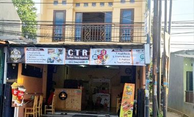 Ruko 3lantai di pinggir jalan raya wibawa mukti 4 jatimekar kec.jatiasih LT.70m SHM