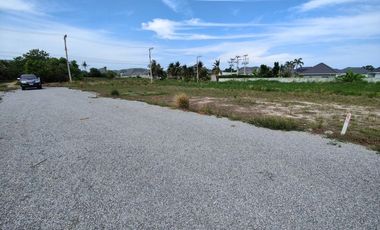 1-0-0 Rai | Corner Home Building Plot Located in popular high growth area