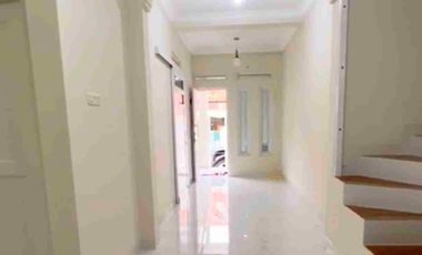 RUMAH BARU 2 LANTAI DI SLIPI KEMANGGISAN, JAKARTA BARAT