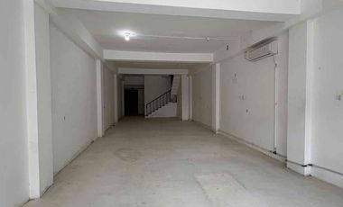 Ruko Strategis 3 Lantai Parkiran Luas Di Jalan Rayaw Panjang Jakarta Barat