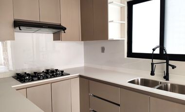 Departamento 3 recámaras totalmente renovado en renta cerca de Los Cubos, Av. Vallarta, Av. Clouthier, Plaza Galerías Residencial Cordilleras, Zapopan