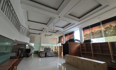 Dijual Bangunan Ex-Kantor & Gudang di Sunter Jakut LT.1.416m2