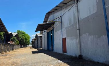 Gudang Besar Loading Dock di Raya Gempol, Dekat Tol dan Jabon