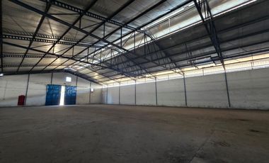 Gudang Besar Loading Dock di Raya Gempol, Dekat Tol dan Jabon