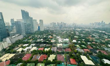 Rush Sale Upgraded 4 Bedroom Unit in Discovery Primea Makati