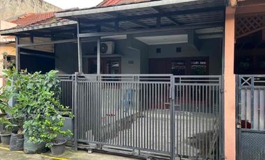 Rumah di sewakan Villa Inti Persada Pamulang