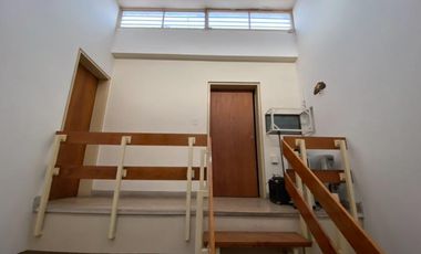 BAJO EL PRECIO!! SE VENDE HERMOSA CASA+DPTO+ESTUDIO EN B° P.VELEZ SARSFIELD-