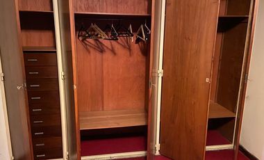 BAJO EL PRECIO!! SE VENDE HERMOSA CASA+DPTO+ESTUDIO EN B° P.VELEZ SARSFIELD-