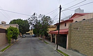 VENTA CASA: Olmos 140, Las Aguilas 3ra Secc, 78270 San Luis Potosí, S.L.P