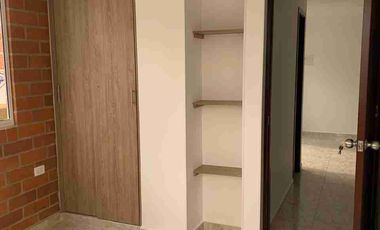 Vendo edificio de 4 pisos de apartamentos, mas Local, rentando.