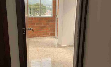 Vendo edificio de 4 pisos de apartamentos, mas Local, rentando.