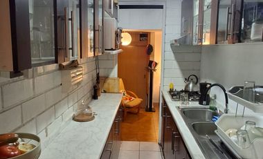 Inigualable casa con excelente patio y áreas verdes