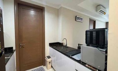 Di Sewakan Furnished Minimalis Taman Angrek Residence 2 Bed Room!