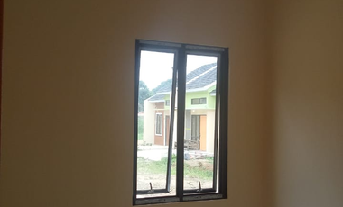 Rumah asri dan nyaman di rawa kalong