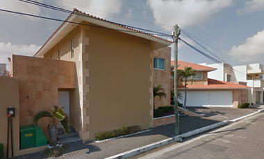 ¡HERMOSA CASA CON ALBERCA EN COSTA DE ORO VERACRUZ!