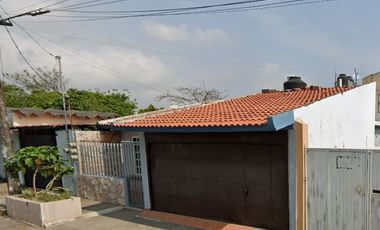 ¡HERMOSA CASA EN VERACRUZ!