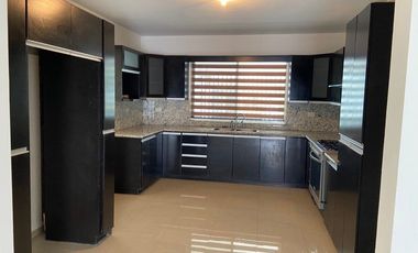 Casa en Renta en Cumbres Elite, Sector Aves, Cima del Bosque