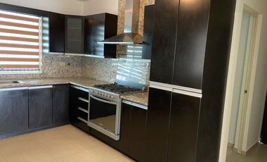 Casa en Renta en Cumbres Elite, Sector Aves, Cima del Bosque